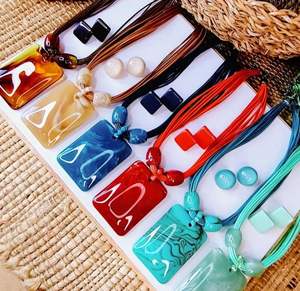 Cuentas de resina para tiendas de regalos - Product Image 3