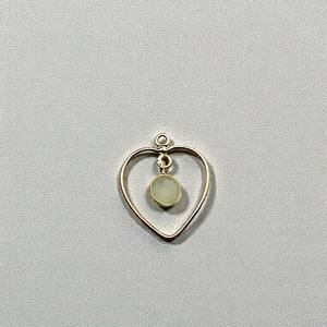 Chalcédoine verte 6 mm, pendentif en forme de cœur, serti en argent 925, pierre précieuse, pendentif DIY, composant de boucles d'oreilles - Product Image 1