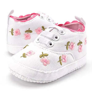 Zapatos Bordados para Bebé Niña - Product Image 2