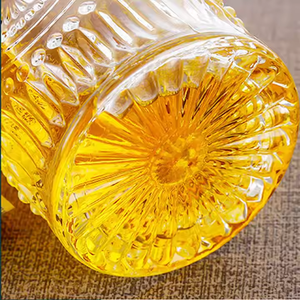 Vidrio estampado OEM 100mL 200ml Vino vacío Licor Espíritu Vodka Madera Corcho Claro Esmerilado Fruta Botellas de vino - Product Image 6