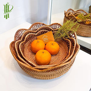 Plateau en rotin rond de haute qualité avec poignée assiette de fruits panier en rotin pour le stockage - Product Image 5