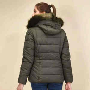 Nouvelle arrivée, veste matelassée en satin surdimensionnée pour femmes, taille plus, 100% polyester, respirante, manteau d'hiver à capuche, uni, teinture unie, devant - Product Image 6