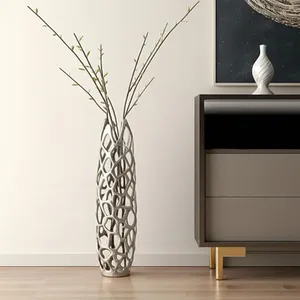 Jarrón de Flores de Hierro de Diseño de Lujo, Estilo Costero, Decoración Moderna para el Hogar, Ecológico, Zahid Eports - Product Image 1