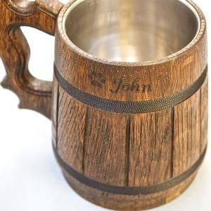 Mug à bière en bois et en métal gravé de haute qualité, ensemble de bar rustique avec logo personnalisé pour le vin, la bière, le miel, les fêtes, HA HANDICRAFT - Product Image 5