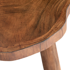 Table basse moderne en bois de suar massif, forme organique, plateau à bord naturel et pieds en bois arrondis pour le salon - Product Image 3