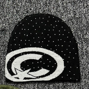 Fabricante de fábrica Trending Style Beanie Cap Hombres Etiqueta privada Rhinestone Trending Style Custom Crystal Rhinestone Winter Knit - Product Image 5