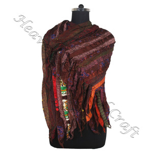 Sari en soie recyclée 15 bandes de haute qualité pour un style urbain Écharpe pour dames personnalisée Conception tribale Étole Écharpes Sari recyclé - Product Image 2