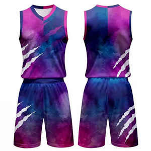 Conception personnalisée de haute qualité Ensemble d'uniformes de basket-ball vierges réversibles pour hommes à séchage rapide respirant pour le sport - Product Image 1