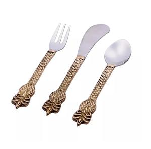 Tenedor de Metal Chapado en Oro para Frutas y Queso, Juego de Cubiertos con Diseño de Hoja, Nuevo y Moderno - Product Image 4