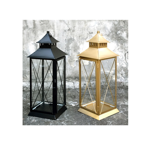 Juego de dos farolillos de vela hechos a mano de tamaño y diseño personalizados para decoración de pisos - Product Image 1