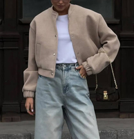 Blouson Bomber Court en Laine Mélangée Matelassé Réversible Sans Col pour Femme – Style Minimaliste et Tendance – Vente en Gros Personnalisée