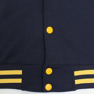 Chaqueta de invierno elegante para hombre, chaqueta de béisbol universitaria bordada personalizada del fabricante impermeable de cuero genuino para hombre - Product Image 5