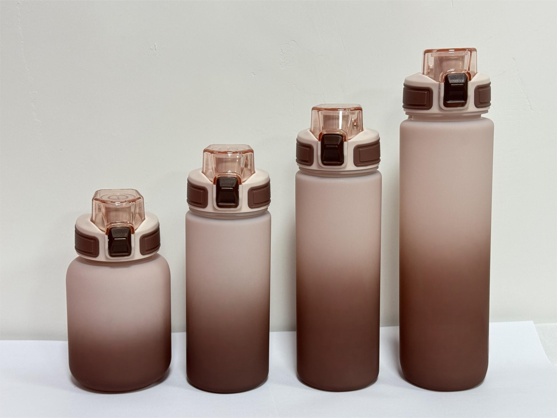 สีน้ำตาล