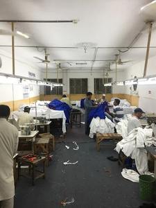 Nouvelle arrivée 100% coton karaté uniforme conception personnalisée vêtements de combat à bas prix pour Judo et Muay Thai Shorts - Product Image 4