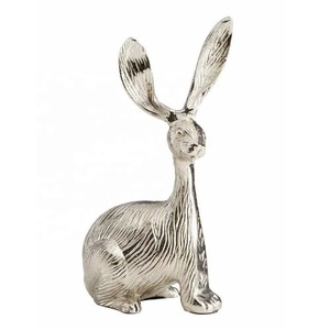 Objet de table décoratif avec visage d'oiseau fini en or Pièce d'accent sculpturale élégante pour décoration de salon et d'événement de maison de luxe - Product Image 3