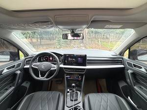 Volkswagen Tiguan 2023, SUV Compacto - Product Image 2