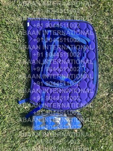 Ensemble de tapis de selle de cheval assortis avec bride en nylon et bandages en polaire - Product Image 2