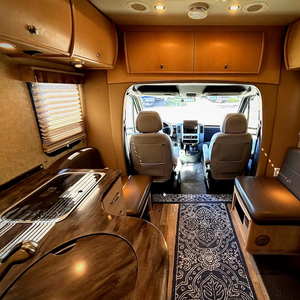 ผู้จัดจำหน่ายรถบ้านมือสอง ปี 2013 Leisure Travel Unity U 2 4 T B Class B+ - Product Image 4