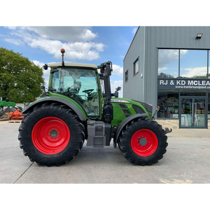 Tractor Agrícola Profesional 4x4 con Sistema GPS VarioGuide, Motor de 70 CV y Caja de Cambios, Alta Productividad, Potencia Hidráulica, Asistencia de Elevación - Product Image 3