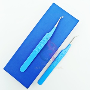 Pinzas de pestañas con mango en forma de corazón de 45 grados personalizadas, acero inoxidable sostenible para un agarre y aislamiento perfectos - Product Image 6