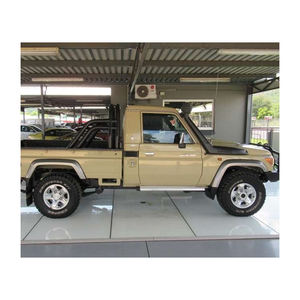 Se vende cabina doble Toyotaa LandCruiser con moderno sistema de infoentretenimiento, incluye Bluetooth y navegación - Product Image 5