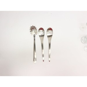 Serveur de salade décoratif en métal en gros de style élégant et durable pour le réglage de la table à manger pendaison de crémaillère personnalisée - Product Image 4