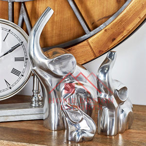 Escultura de Mesa de Metal y Aluminio para Sala de Estar, Escultura de Mesa de Elefante - Product Image 3