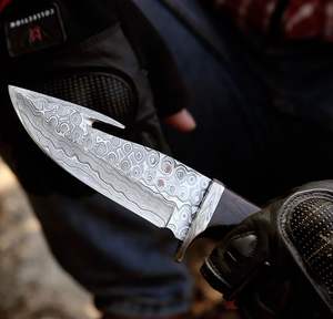 Cuchillo de Caza de Hoja Fija de Acero de Damasco para Supervivencia al Aire Libre, Hecho a Mano, Venta al por Mayor, con Mango de Madera, Personalizado OEM con Funda - Product Image 4