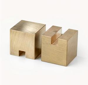 Prensapapeles Multifuncional Ecológico de Hierro en Forma de Estrella con Acabado Plateado, Ideal para Decoración de Mesa en el Hogar - Product Image 4