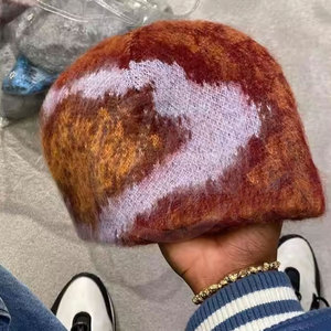 Bonnet en laine mélangée Mohair avec tricot épais et chaud par temps froid Bonnet en mohair de qualité supérieure avec coupe élégante - Product Image 3