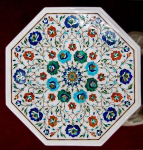 Table basse en marbre floral blanc Splendor Matériau en pierre écologique avec incrustation de mosaïque multi-pierres précieuses pour la décoration intérieure - Product Image 6