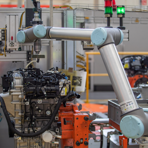 Robot cộng tác lập trình dễ dàng UR8-Long, tầm tay 1750mm, 220V, dùng cho hàn TIG/MIG/MAG các chi tiết nhôm - Product Image 4