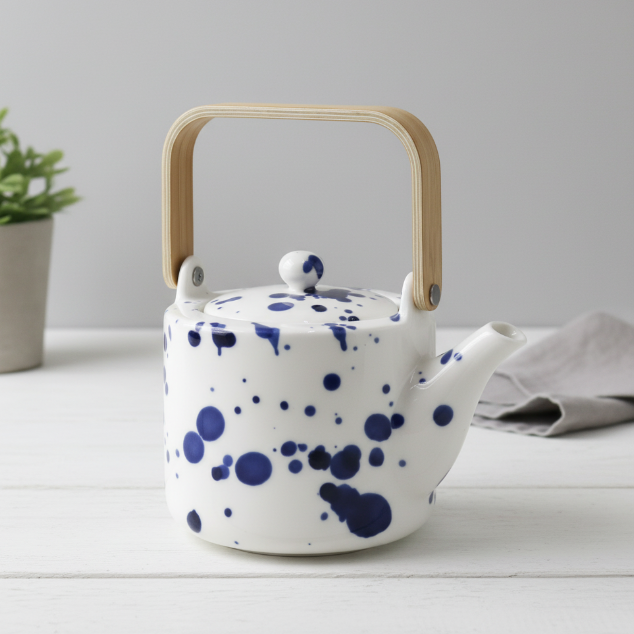 สเปรย์ลายจุดสีฟ้า