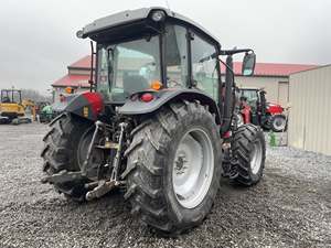 Tractor Agrícola Massey Ferguson 4710 4x4 Diésel de la Mejor Relación Calidad-Precio, con Cargador Frontal, Pocas Horas de Uso, Alta Resistencia - Product Image 4