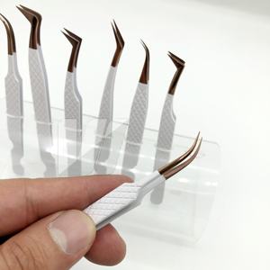 Pince à cils classique en acier inoxydable de qualité en gros avec pointe en fibre blanche emballage personnalisé outils de beauté avec logo - Product Image 6