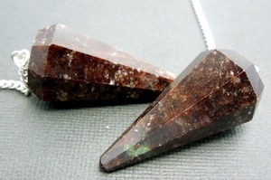 Péndulo de Granate en Oferta, Hermosa Herramienta de Radiestesia para la Pasión y la Energía, de Ágata Muntaha - Product Image 5