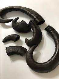 Matériau organique en corne de buffle brute écologique de qualité supérieure pour poignées de couteau personnalisées et décorations pour la maison Style artisanal animal naturel - Product Image 4