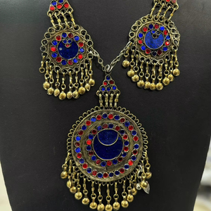 ชุดสร้อยคอโช้คเกอร์แบบหินออกซิไดซ์5ชิ้นสไตล์อินเดียน้ำหนักเบาใช้งานได้หลากหลายเหมาะกับงานปาร์ตี้งานแต่งงานของผู้หญิง - Product Image 1