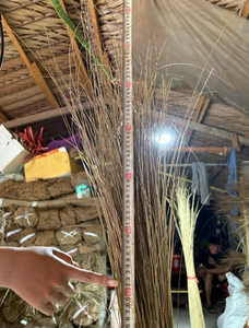 Palos de escoba de coco hechos en Vietnam disponibles para compra al por mayor y a granel en todo el mundo - Product Image 3