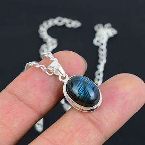 Collar con Colgante de Labradorita Natural de Último Diseño, Plata de Ley 925, Ovalado de 8x10 mm, Joyería Minimalista y Delicada, Regalos para Mujer - Product Image 1