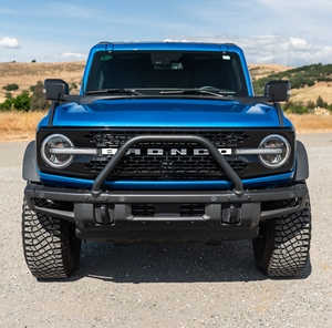 LISTO PARA CONDUCIR - USADO, VOLANTE A LA IZQUIERDA |   Ford Bronco Wildtrak V6 2022 de 4 Puertas - Product Image 1