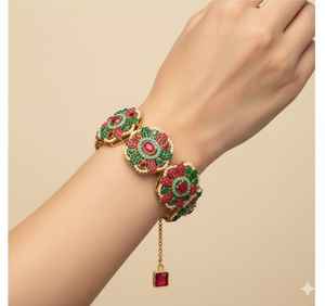 Ensembles de bracelets Churi à faible MOQ pour filles, style élégant, bracelets Churiyan indiens faits à la main, bijoux pour femmes disponibles à prix avantageux - Product Image 2