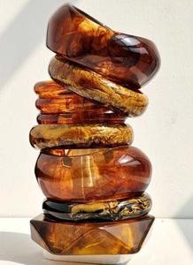 กำไลเรซิ่นคุณภาพสูงกันน้ำสำหรับสุภาพสตรี ผิวเงางาม น้ำหนักเบา ปรับแต่งได้ เครื่องประดับแฟชั่นสำหรับสไตล์โมเดิร์นและดั้งเดิม - Product Image 4