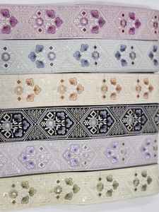 Chapeaux de mariage en dentelle de mode de luxe Robe Design Motif Tissu Broderie - Product Image 4