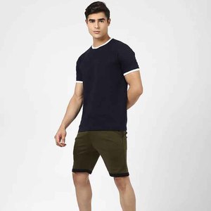 Camisetas de alta calidad 2025, camiseta de hombre a granel con impresión personalizada, camiseta lisa en blanco, camisetas con logotipo impreso hechas en Pakistán - Product Image 4