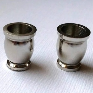 Bougeoirs en laiton à Offre Spéciale unique en métal nordique Bougeoirs en laiton - Product Image 5