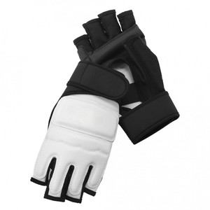Nouveauté Gants d'entraînement de Taekwondo ajustés en coton 100% écologiques avec rembourrage en mousse pour les arts martiaux et le grappling - Product Image 1