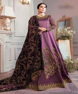 Modest Glamour: Abaya Women Muslim Dress Dubai-Infunde tu armario con modestos y elegantes Abayas para una mezcla de elegancia - Product Image 4