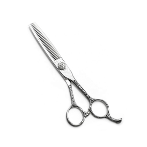 Tijeras de Peluquería Profesionales de Calidad Premium, Diseño Moderno y Artístico, Acero Inoxidable Japonés 4Cr13, Tijeras de Salón Afiladas - Product Image 3