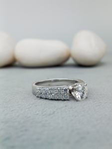 Anillo de Compromiso y Boda Personalizado de Plata 925 con Diamante Solitario VVS, Elegante Regalo de Aniversario para Fiestas, Certificado GIA 100% - Product Image 2